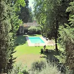 Cosy In Tuscany With Shared Swimming Pool Prázdninový dům