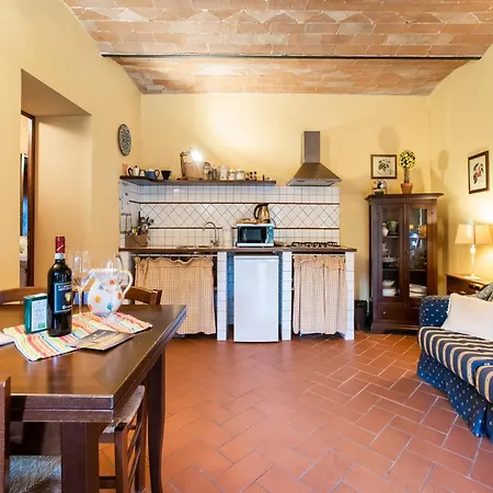度假居 Cosy In Tuscany With Shared Swimming Pool *
