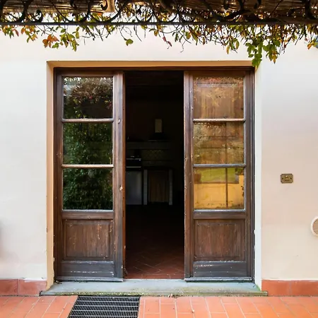 度假居 Cosy In Tuscany With Shared Swimming Pool