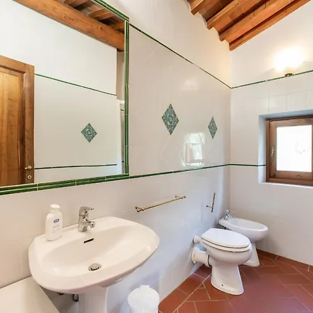Cosy In Tuscany With Shared Swimming Pool 度假居